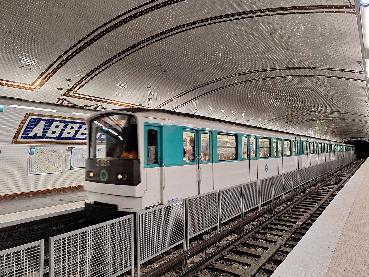Édicule Guimard de la station Abbesses - Paris 18ème