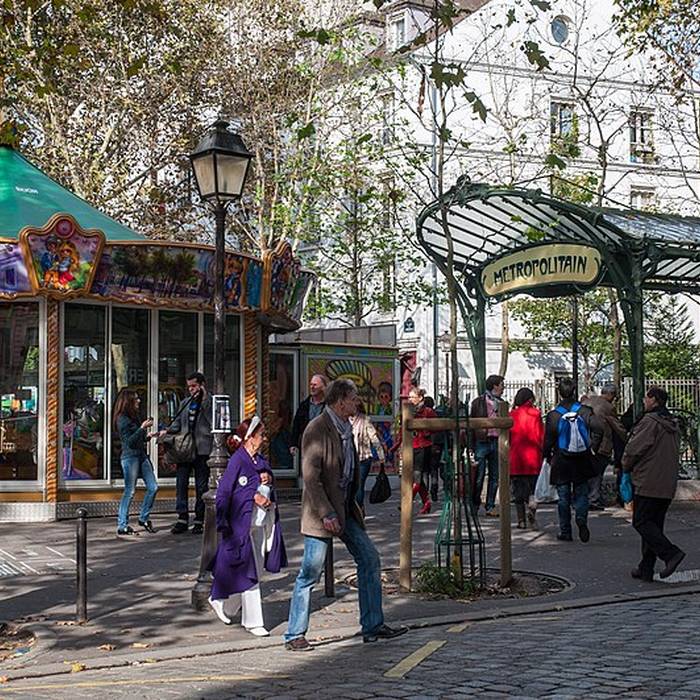 Photo de Édicule Guimard de la station Abbesses - Paris 18ème