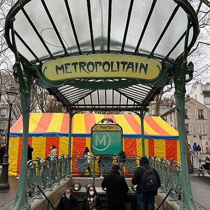 Photo de Édicule Guimard de la station Abbesses - Paris 18ème