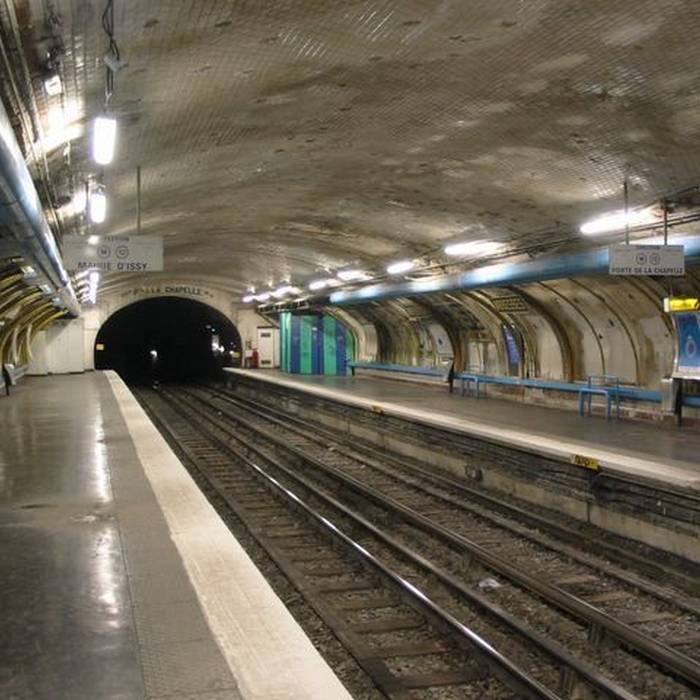 Photo de Édicule Guimard de la station Abbesses - Paris 18ème