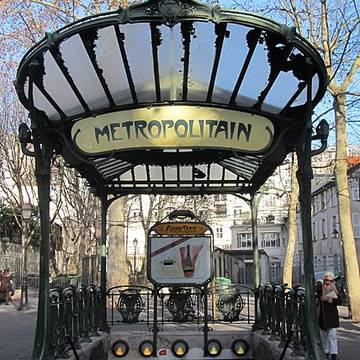 Édicule Guimard de la station Abbesses - Paris 18ème