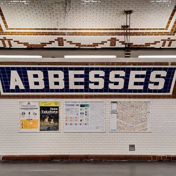 Édicule Guimard de la station Abbesses - Paris 18ème