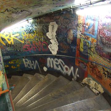 Édicule Guimard de la station Abbesses - Paris 18ème