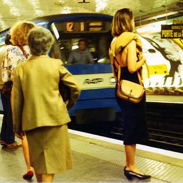 Édicule Guimard de la station Abbesses - Paris 18ème