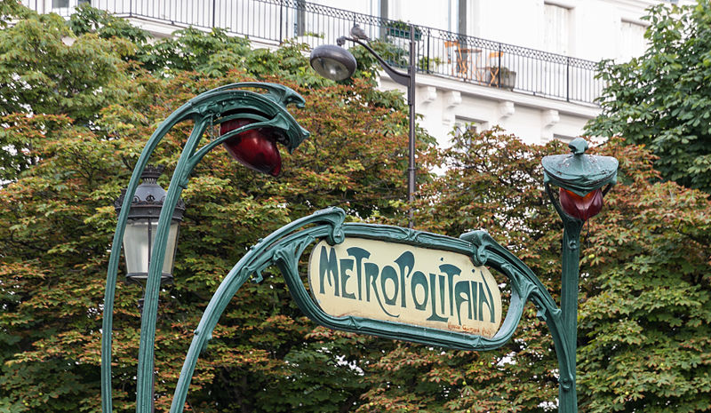 Édicule Guimard de la station Anvers - Paris 18ème