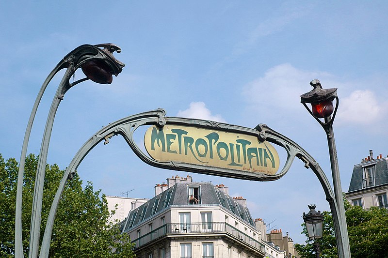 Édicule Guimard de la station Anvers - Paris 18ème