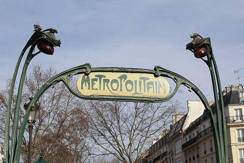 Édicule Guimard de la station Anvers - Paris 18ème