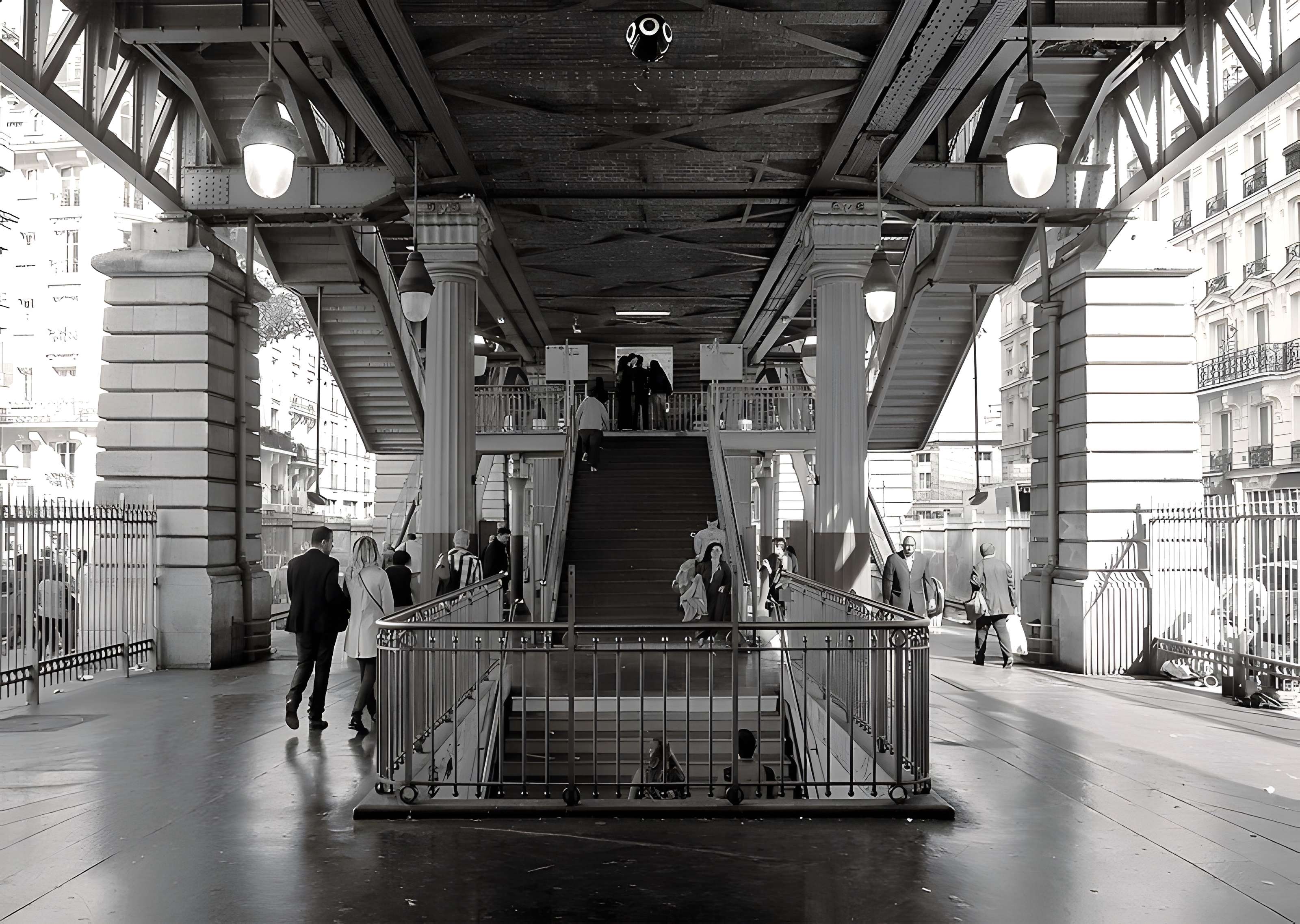 Édicule Guimard de la station Barbès-Rochechouart - Paris 18ème