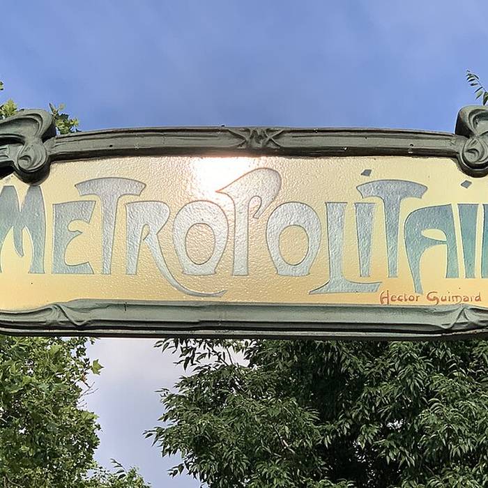 Photo de Édicule Guimard de la station Pigalle - Paris 18ème