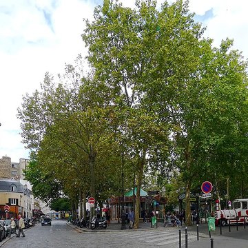 Édicule Guimard de la station Place de Clichy - Paris 18ème