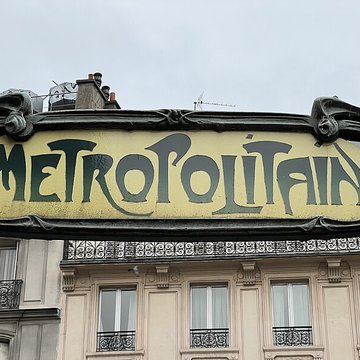 Édicule Guimard de la station Place de Clichy - Paris 18ème