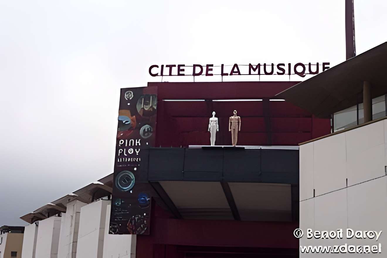Cité de la musique à Paris . Entrée principale
