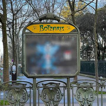 Édicule Guimard de la station Botzaris - Paris 19ème