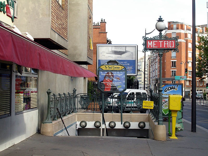 Photo de Édicule Guimard de la station Pré Saint-Gervais - Paris 19ème
