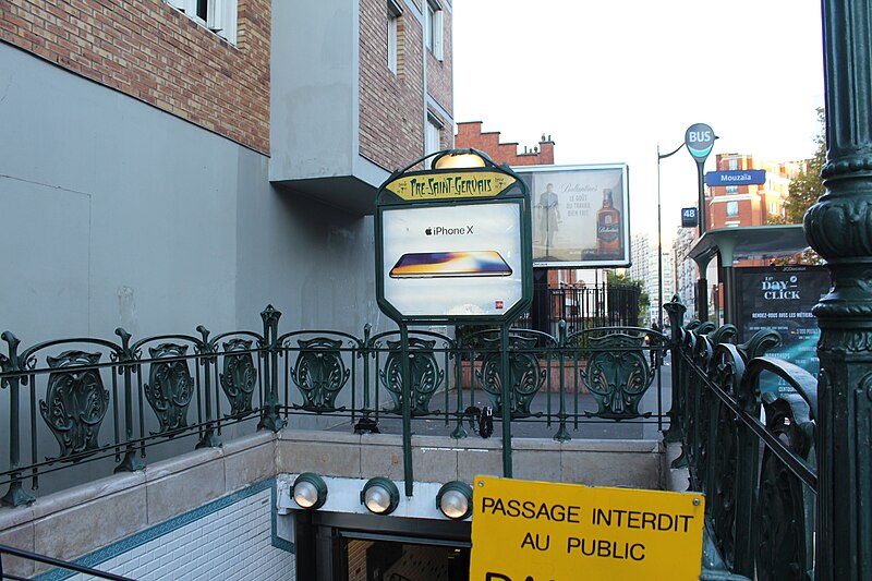Édicule Guimard de la station Pré Saint-Gervais - Paris 19ème