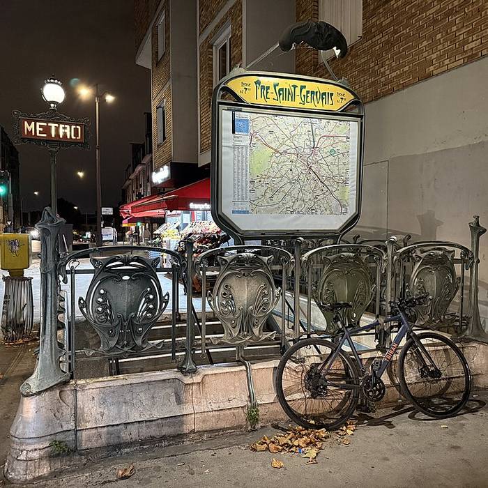 Photo de Édicule Guimard de la station Pré Saint-Gervais - Paris 19ème