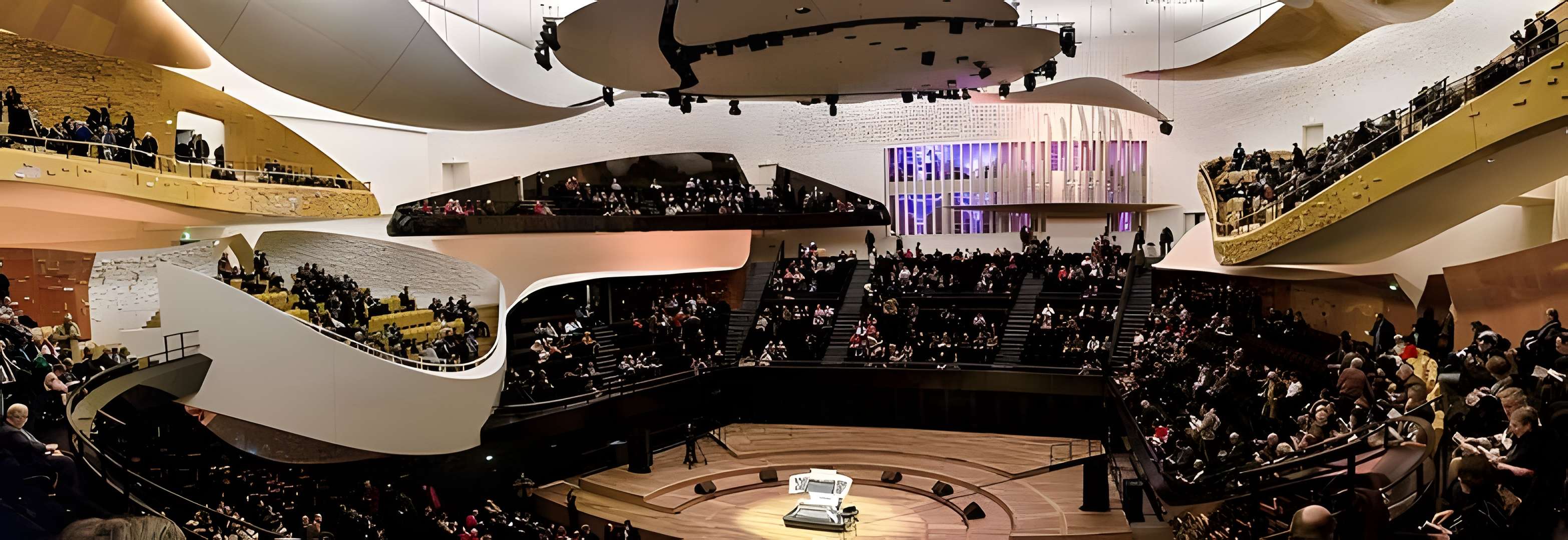 Philharmonie de Paris - Paris 19ème . La grande salle de la Philharmonie de Paris
