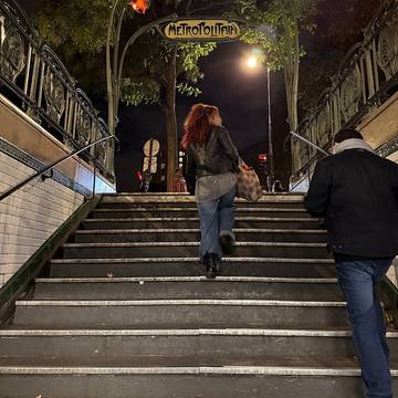 Édicule Guimard de la station Alexandre Dumas - Paris 20ème