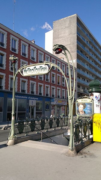 Photo de Édicule Guimard de la station Avron - Paris 20ème