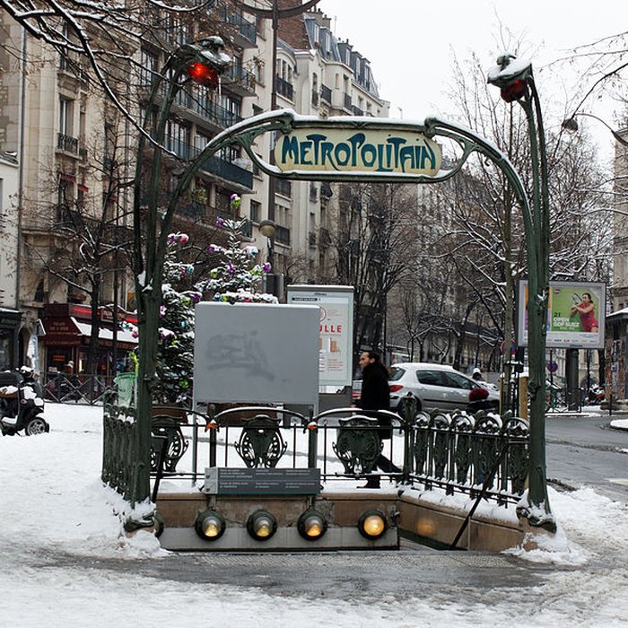 Photo de Édicule Guimard de la station Gambetta - Paris 20ème
