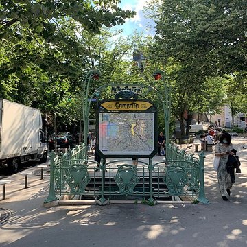 Édicule Guimard de la station Gambetta - Paris 20ème