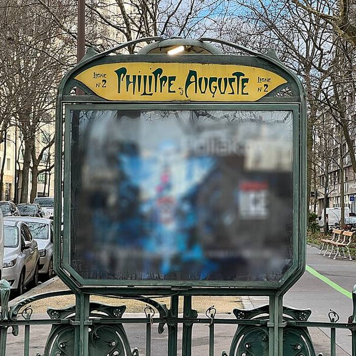 Photo de Édicule Guimard de la station Philippe Auguste - Paris 20ème