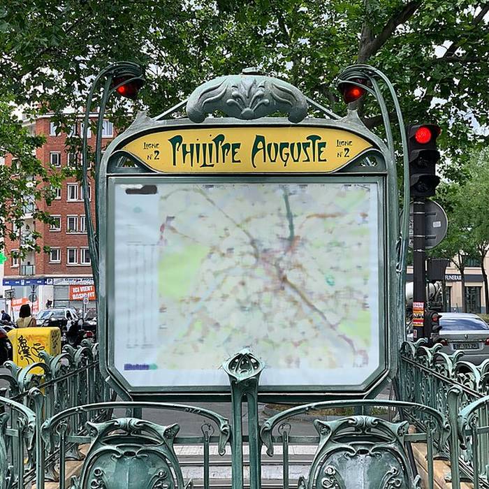 Photo de Édicule Guimard de la station Philippe Auguste - Paris 20ème