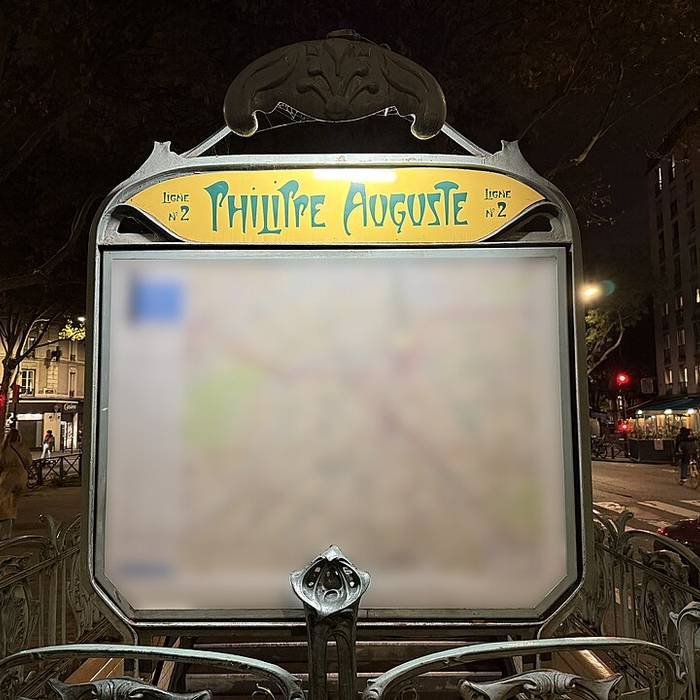 Photo de Édicule Guimard de la station Philippe Auguste - Paris 20ème