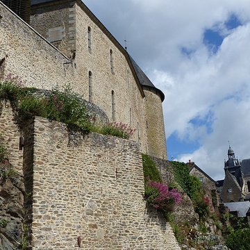 Château de Mayenne  