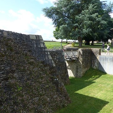Château de Mayenne  