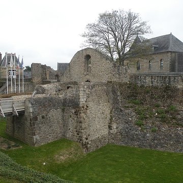 Château de Mayenne  