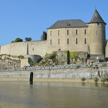 Château de Mayenne  