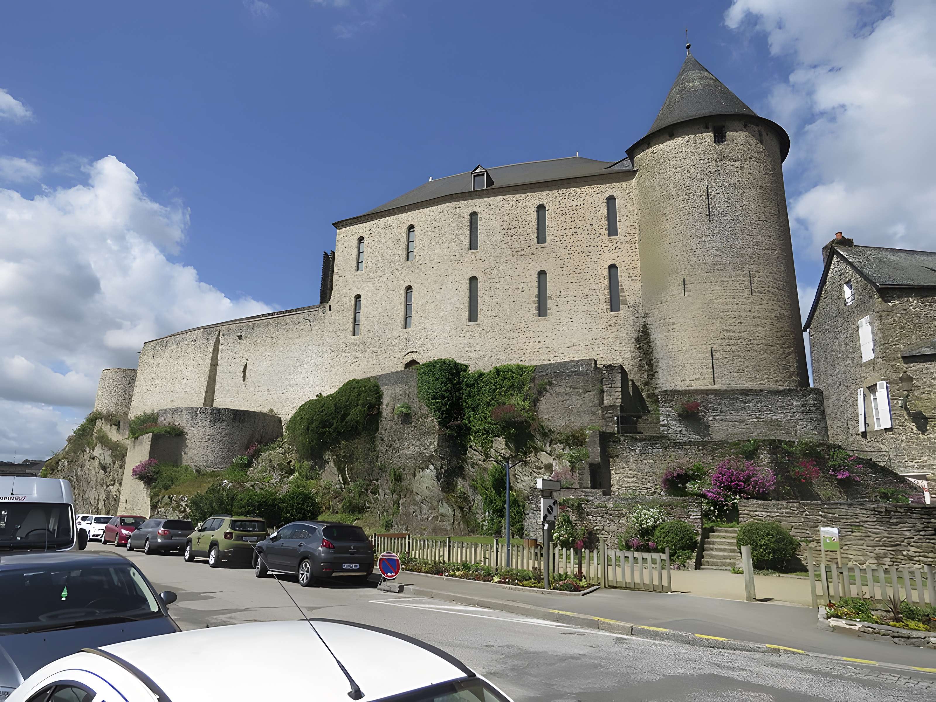 Château de Mayenne  