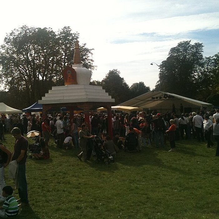 Photo de Pavillons du Togo et du Cameroun issus de lexposition coloniale internationale de 1931