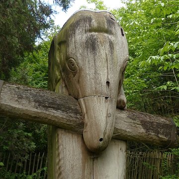 Pavillons du Togo et du Cameroun issus de lexposition coloniale internationale de 1931