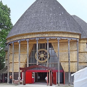 Pavillons du Togo et du Cameroun issus de lexposition coloniale internationale de 1931