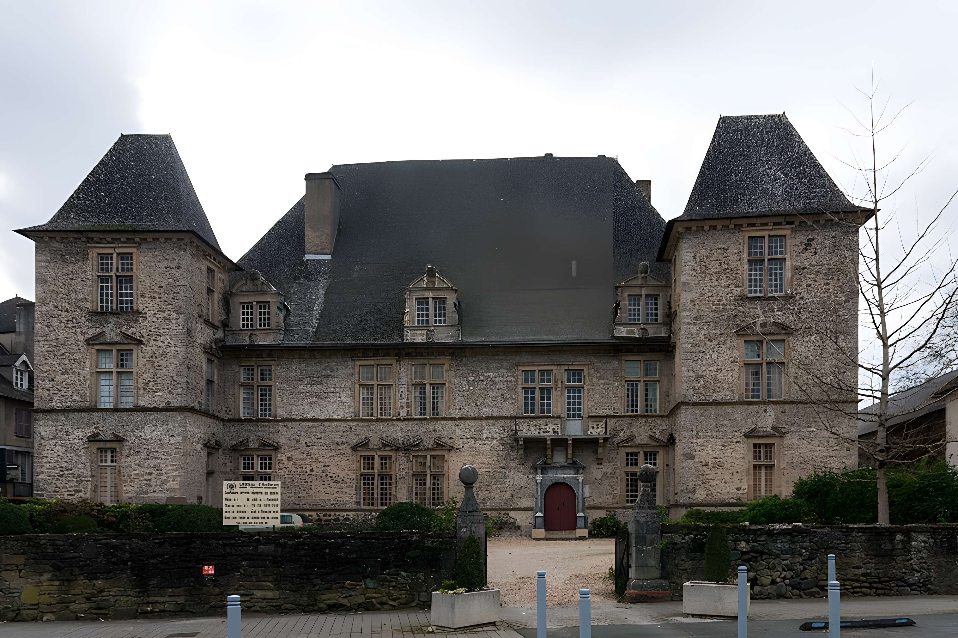 Château de Maÿtie