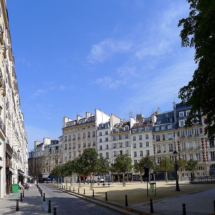 Photo de Place Dauphine : le sol