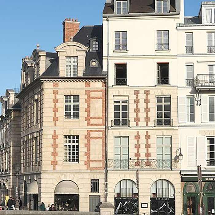 Photo de Place Dauphine : le sol