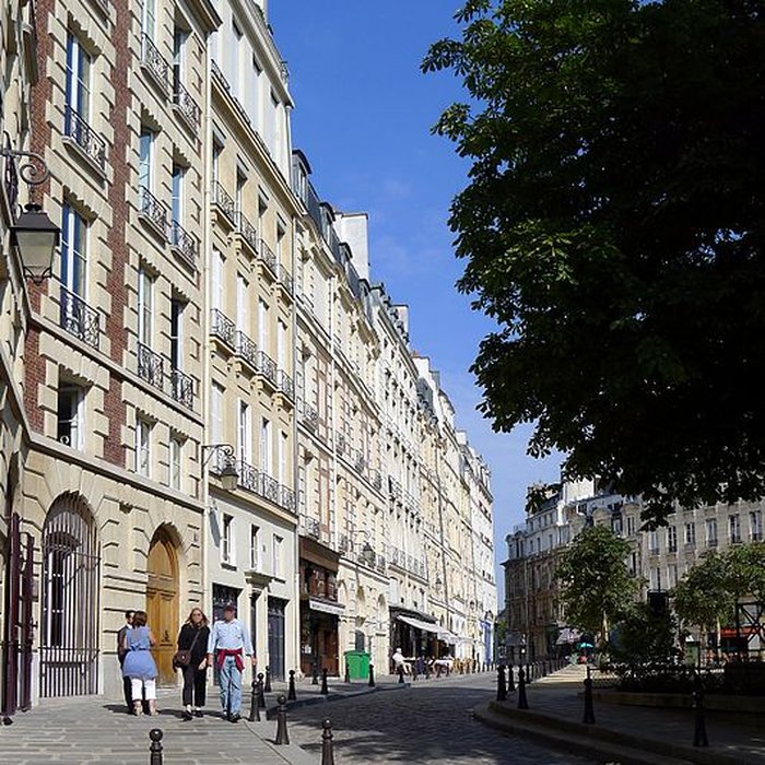 Photo de Place Dauphine : le sol