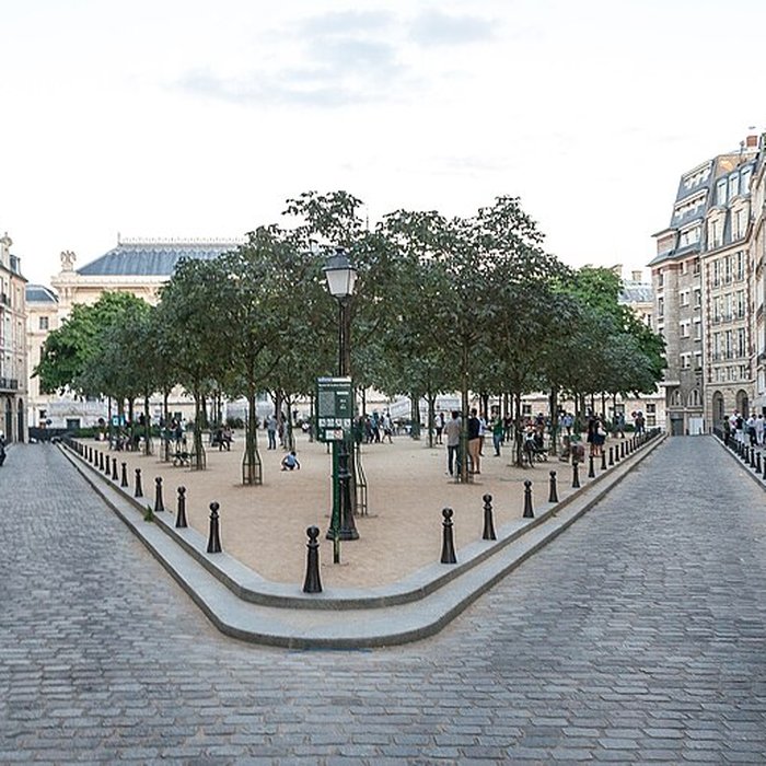 Photo de Place Dauphine : le sol