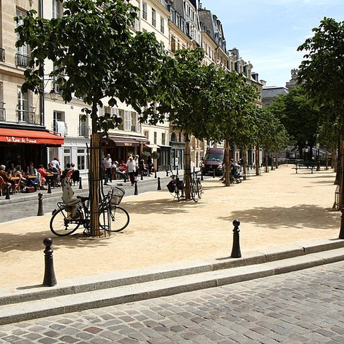 Photo de Place Dauphine : le sol