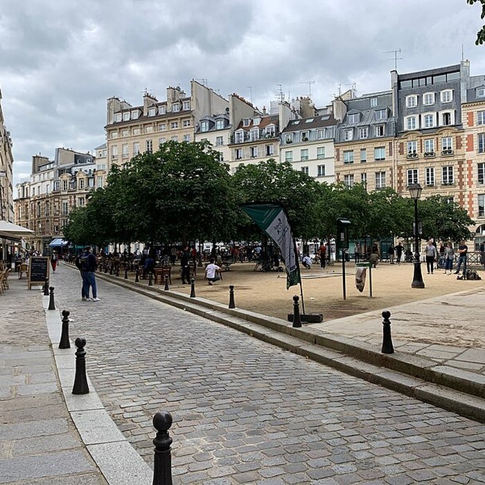 Photo de Place Dauphine : le sol
