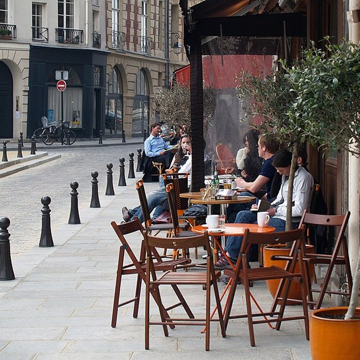 Photo de Place Dauphine : le sol