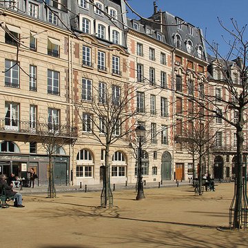 Place Dauphine : le sol