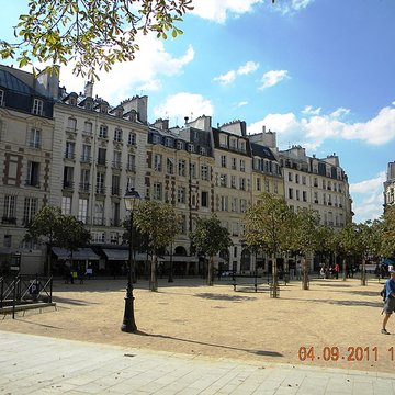 Place Dauphine : le sol