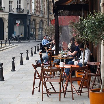 Place Dauphine : le sol