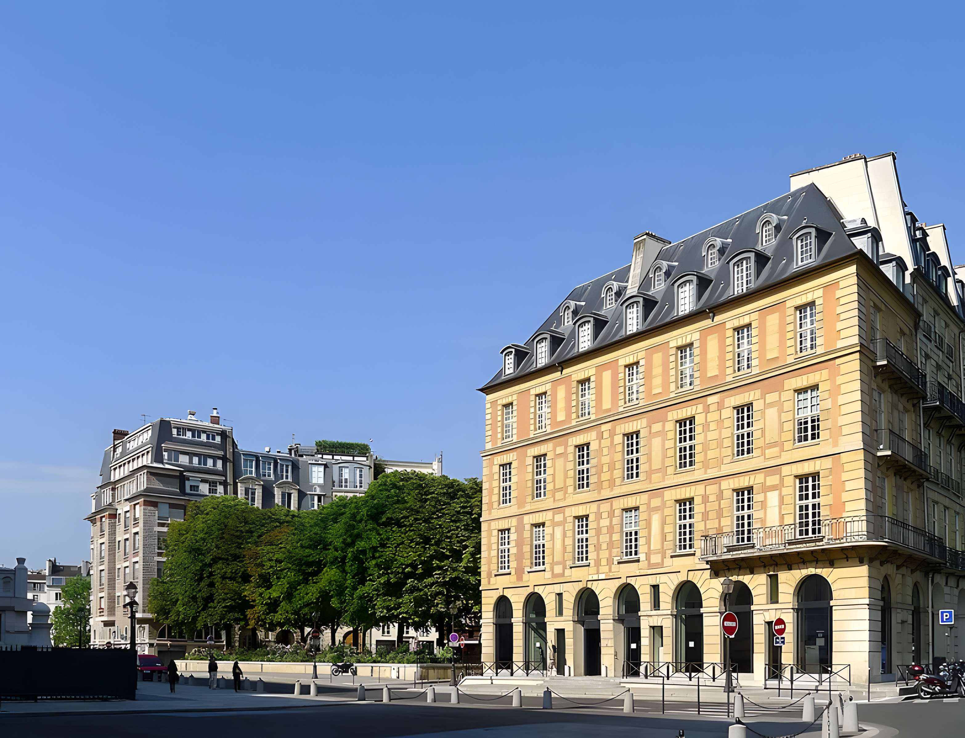 Place Dauphine : le sol