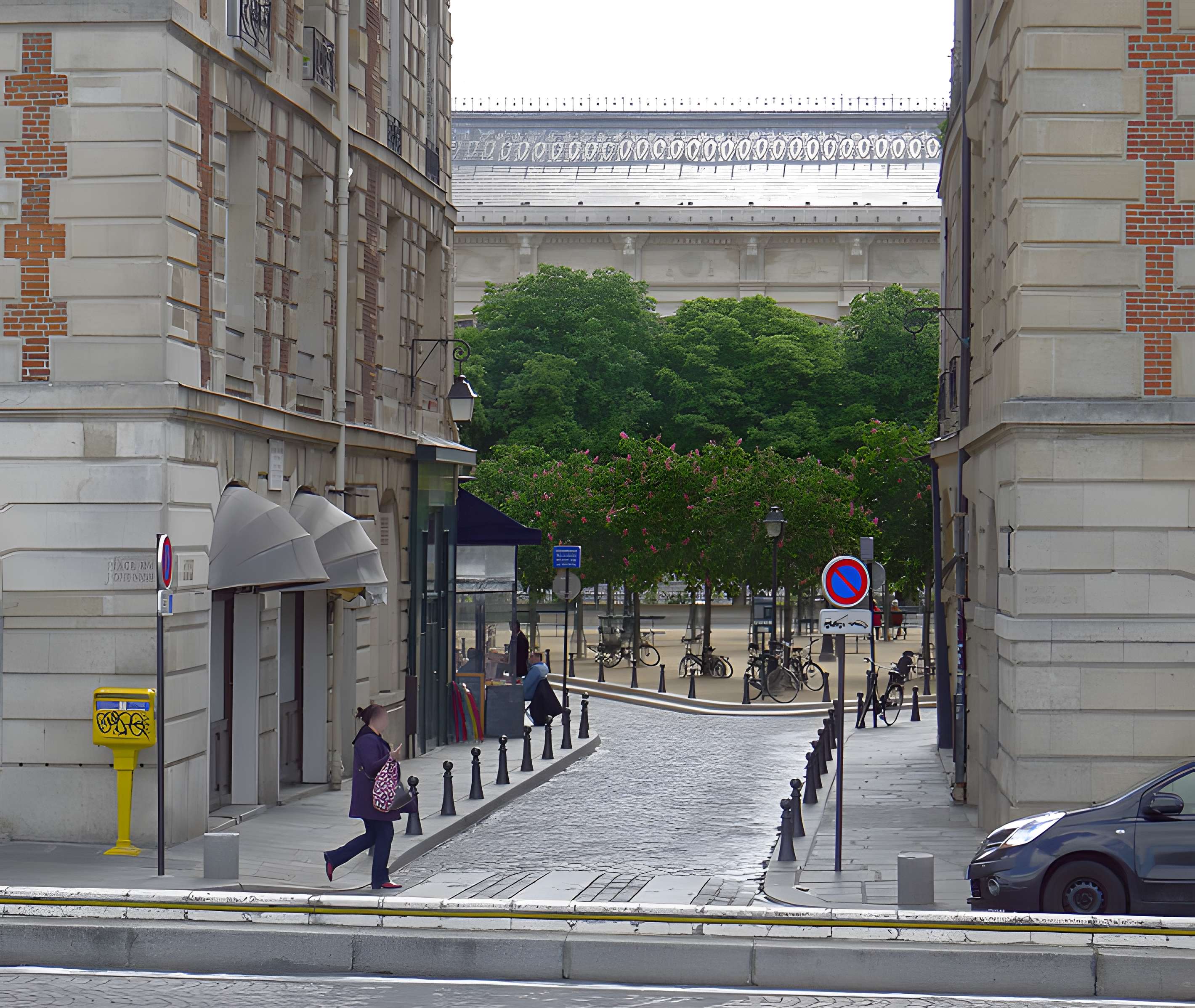 Place Dauphine : le sol