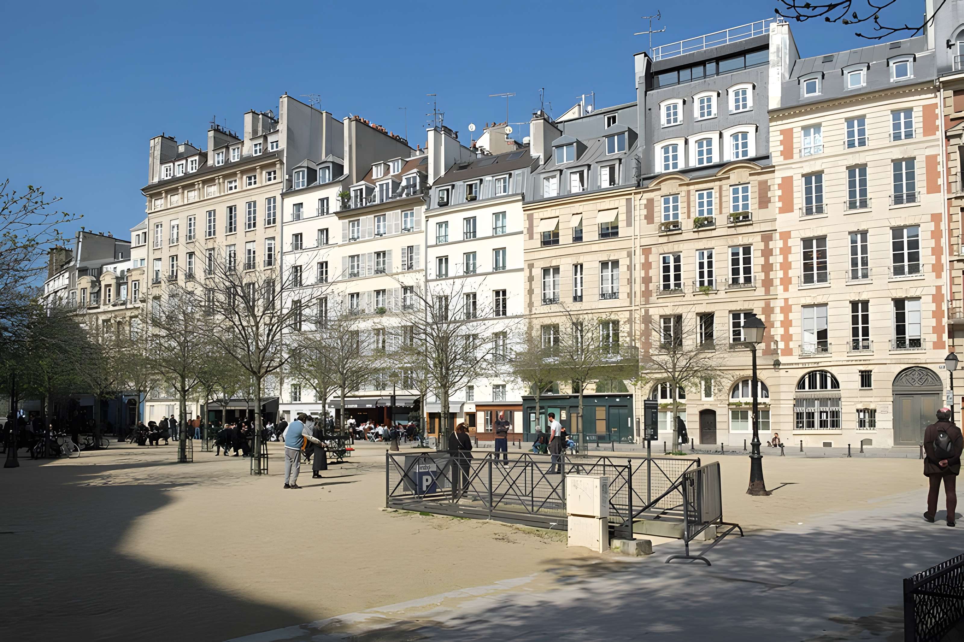 Place Dauphine : le sol